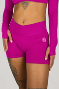 EVOLVE SHORT HOT PINK