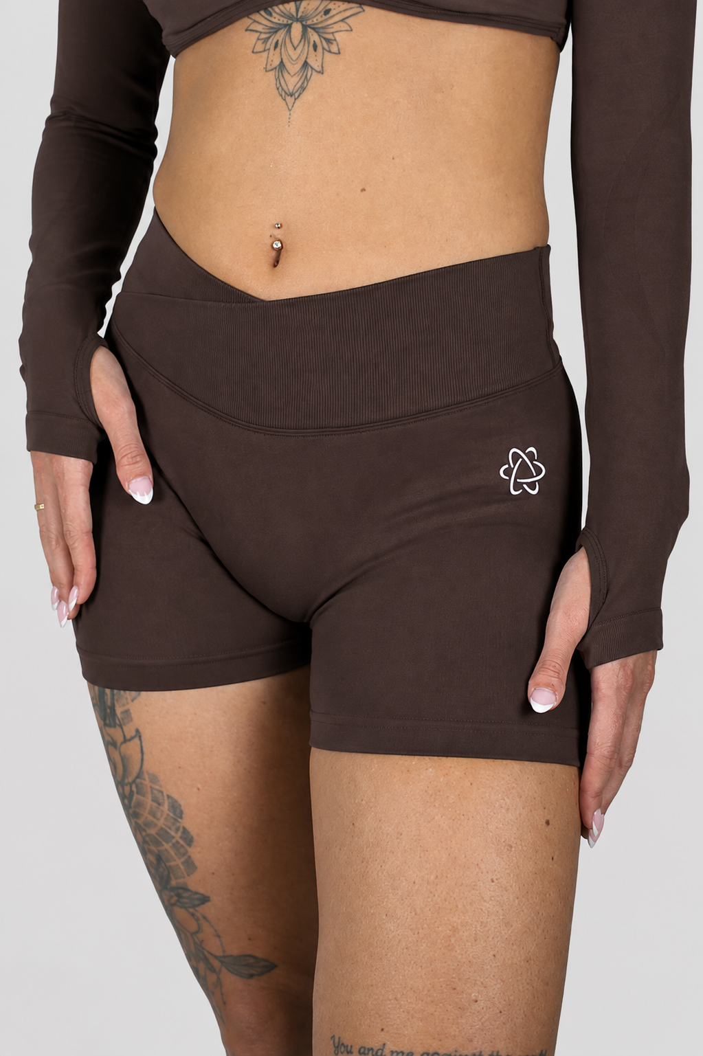 EVOLVE SHORT BROWN