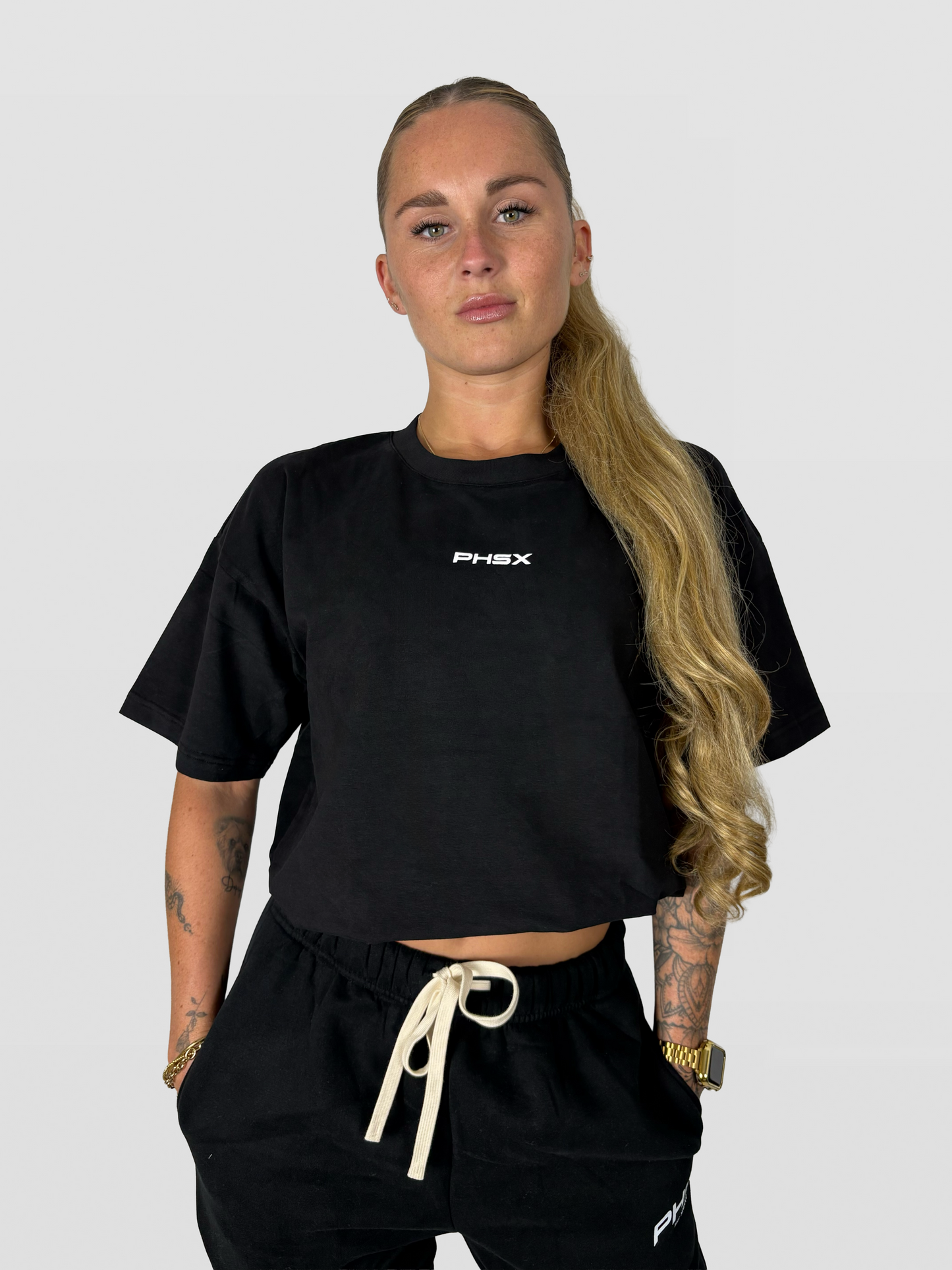 OVERSIZED T-SHIRT ZWART