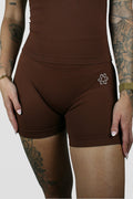SHORT BROWN