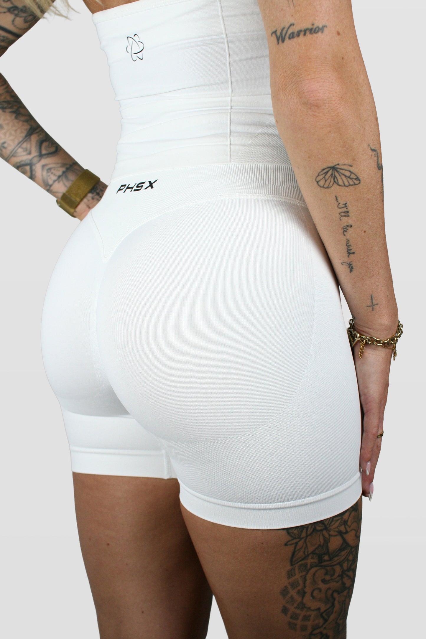 SHORT ICE WHITE