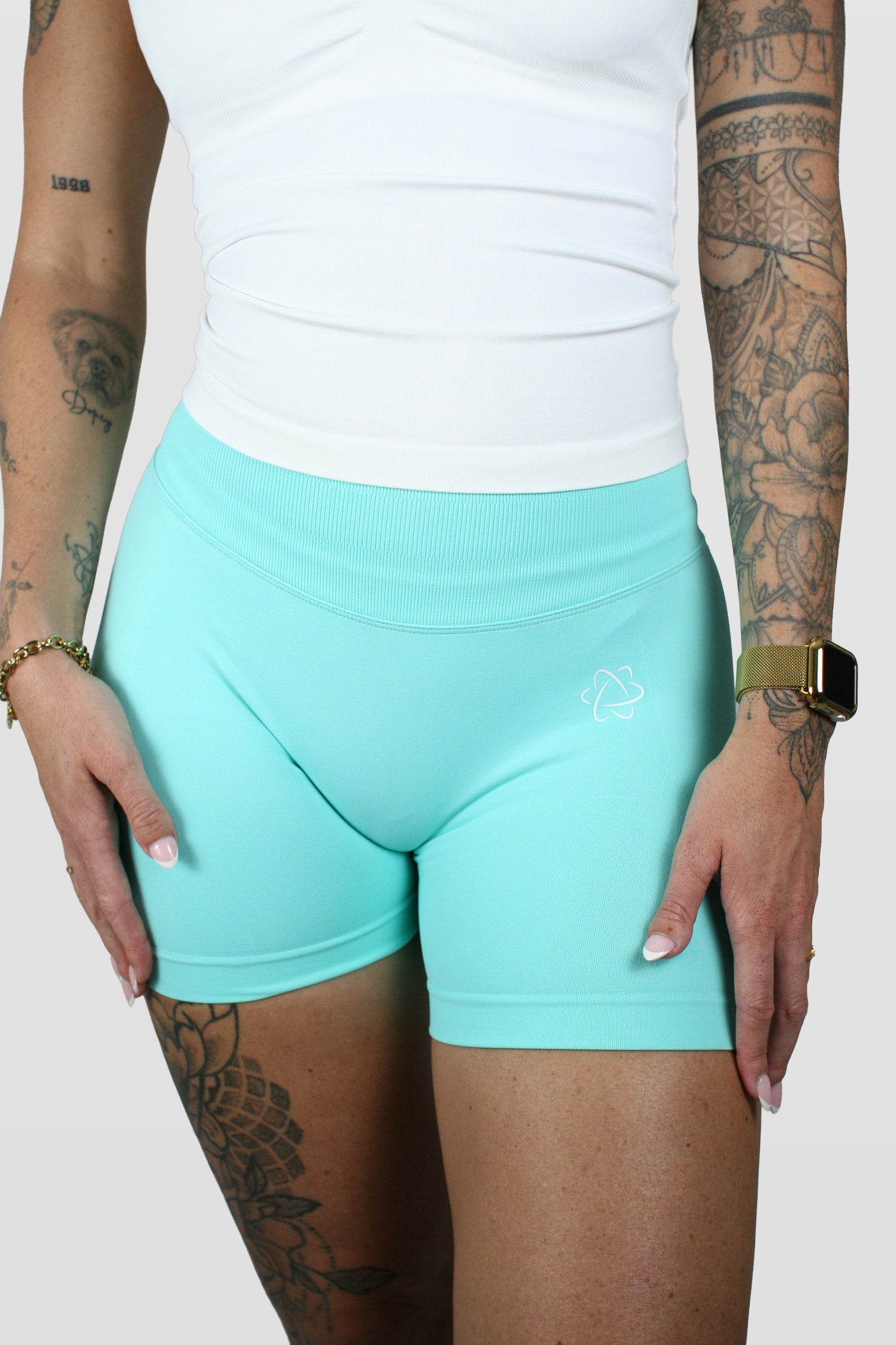 SHORT TURQUOISE
